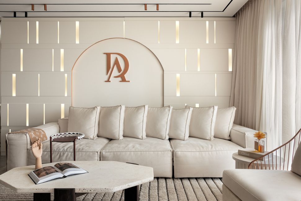 קיר סלון בעיצוב סינרגי