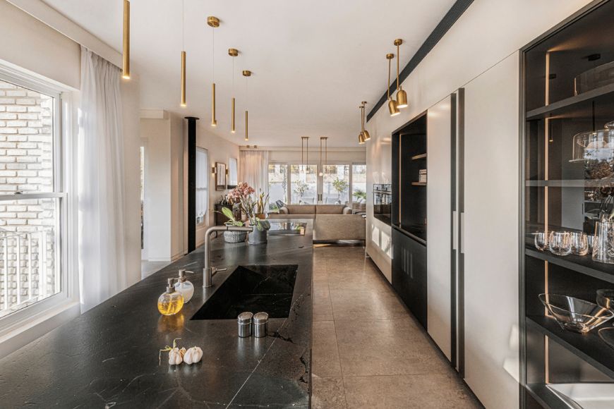 מטבח מאובזר ויוקרתי, עיצוב עינת מור קיבק, צילום אילנה ברילוביץ