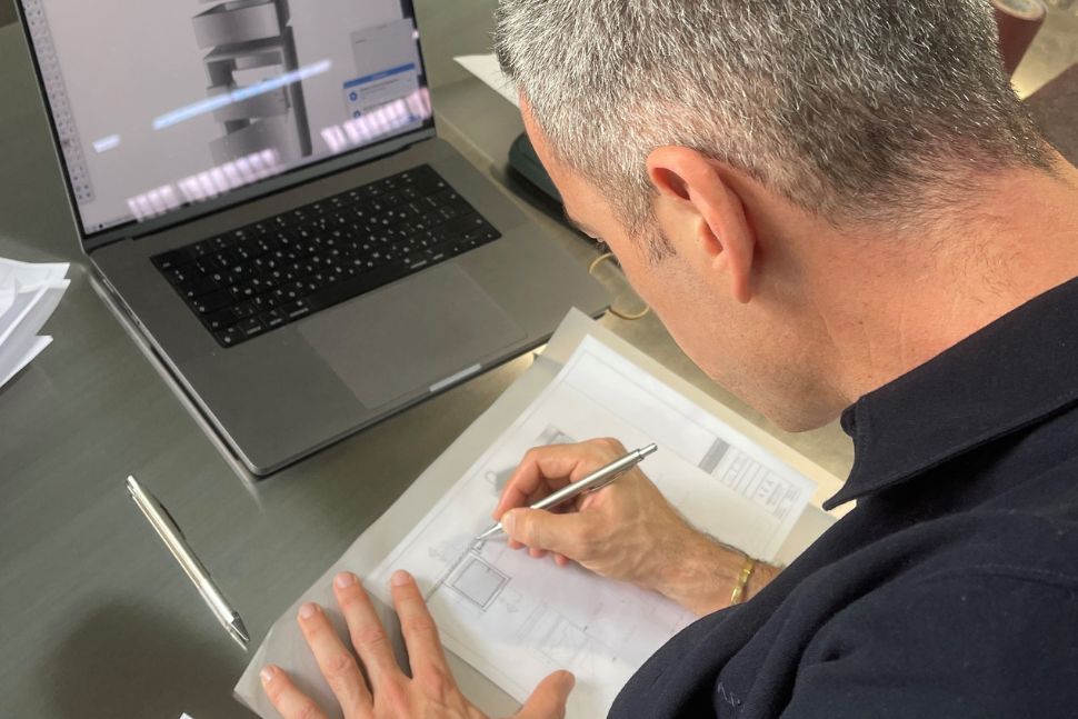 אדריכל ומעצב