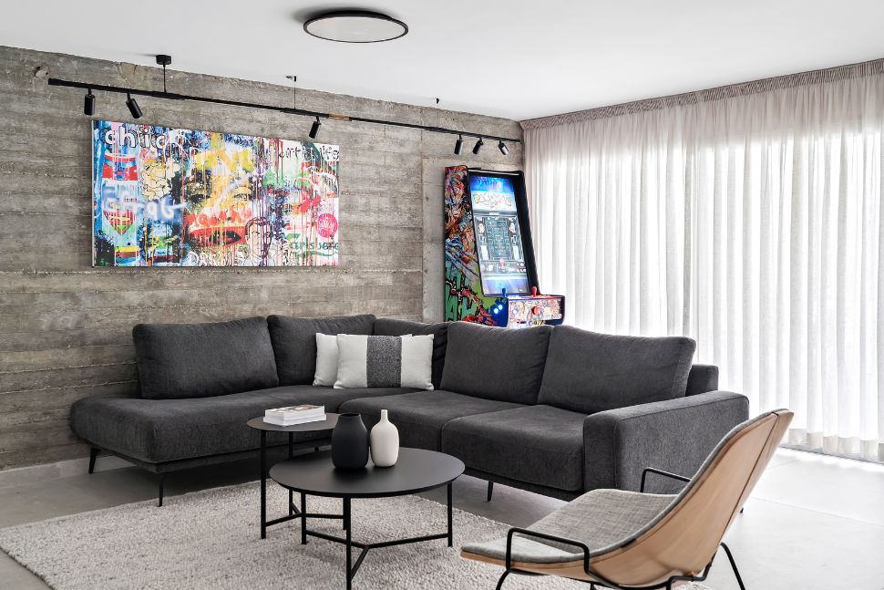 קיר בטון בסלון