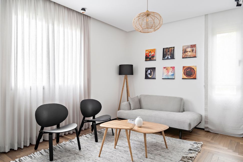 פינת אירוח ביחידה שינה