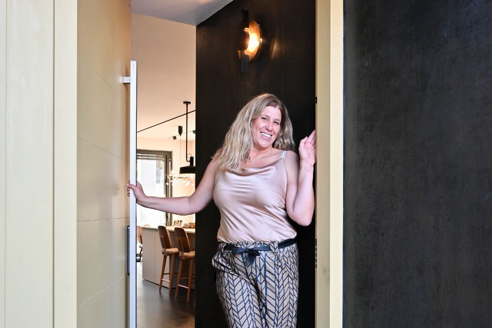 המעצבת עירית בר גיל