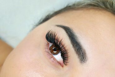 איך להיות קים קרדשיאן ואיך זה קשור לוינטג'