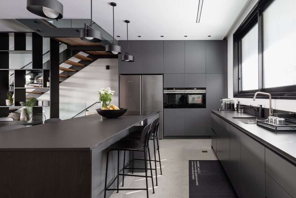 מטבח אפור מודרני