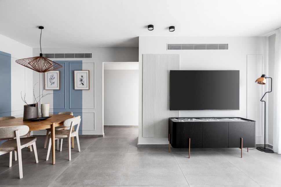 קיר טלוויזיה ופינת אוכל