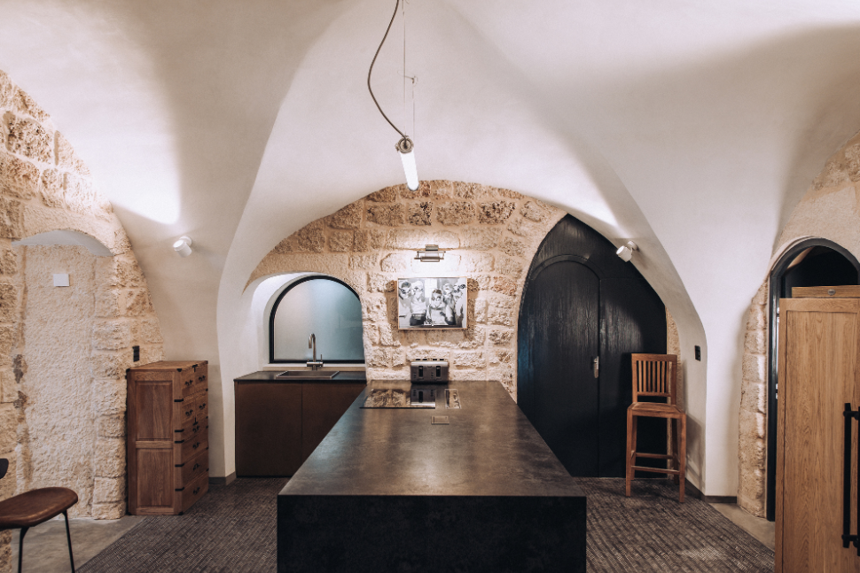 מטבח בדירה עתיקה