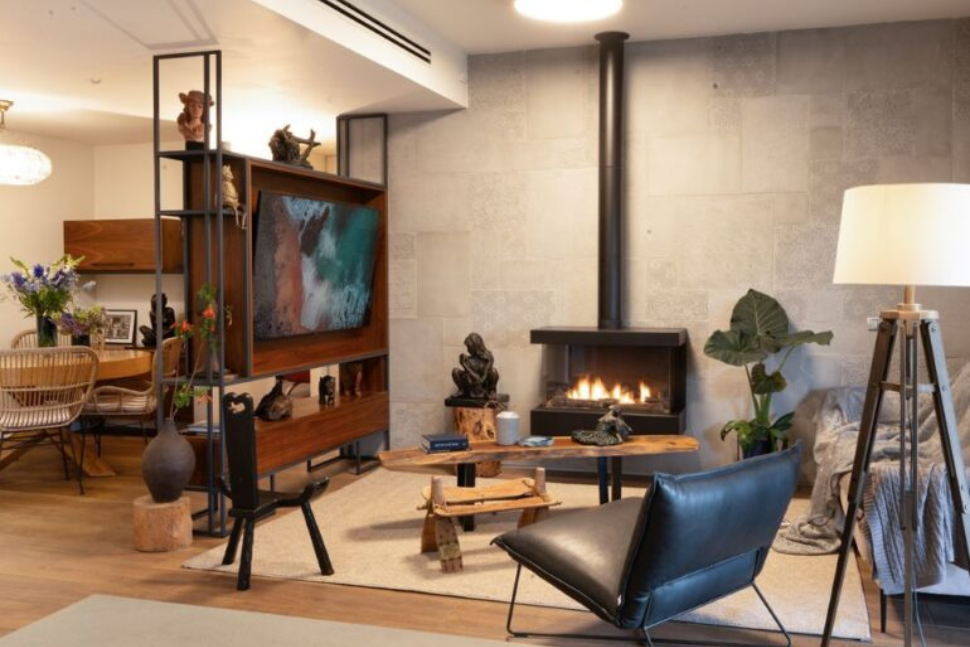 סלון סבית בקיבוץ