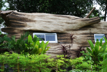 פורים כל השנה: צורות, צבעים ודימויים הפכו בתים למחופשים