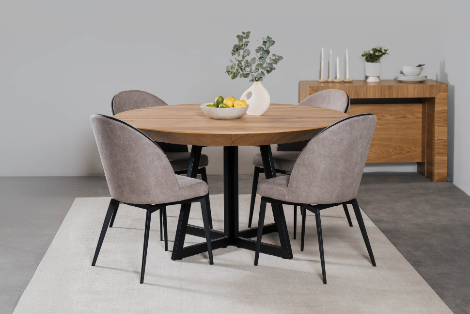 פינת אוכל עגולה