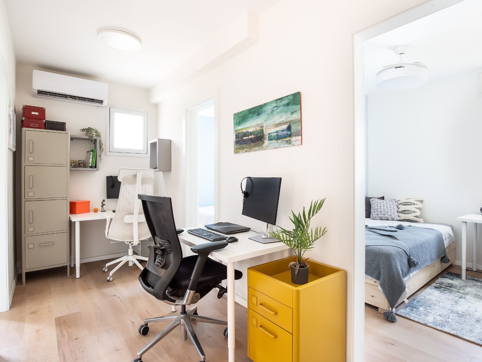 פינת עבודה כפולה