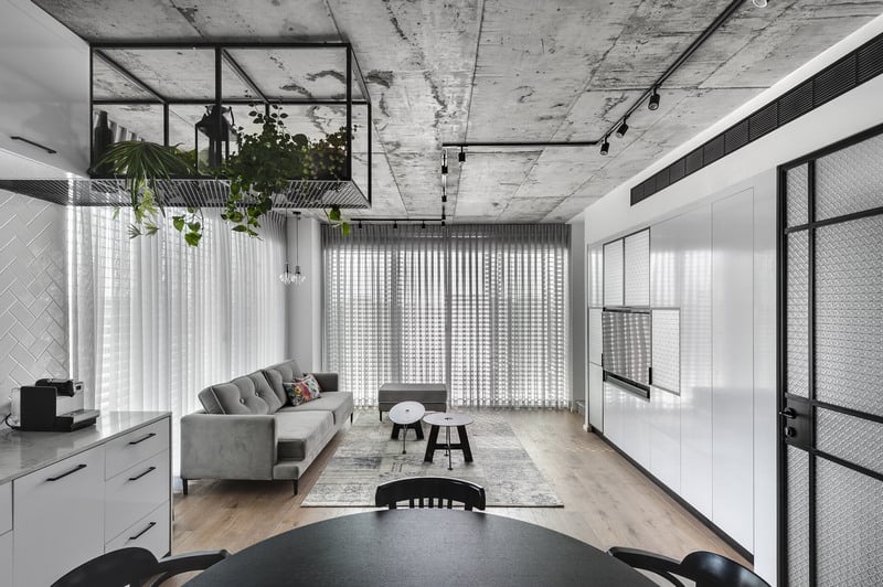 תקרת בטון בסלון