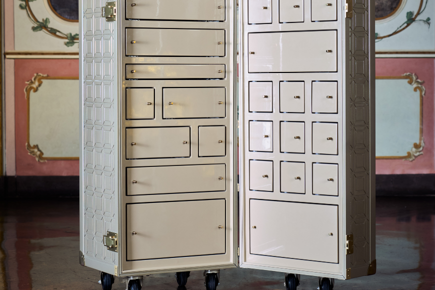 תיבת תכשיטים