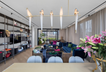 פנטהאוז של צבע, חופש ואישיות: בית שמספר סיפור